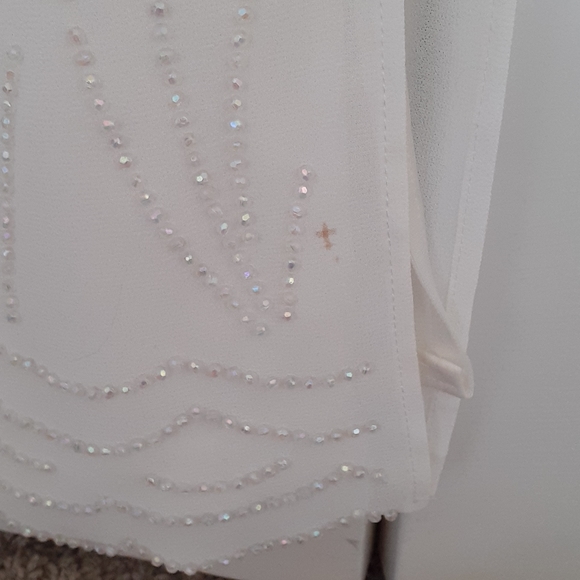 White skirt - Picture 4 of 5